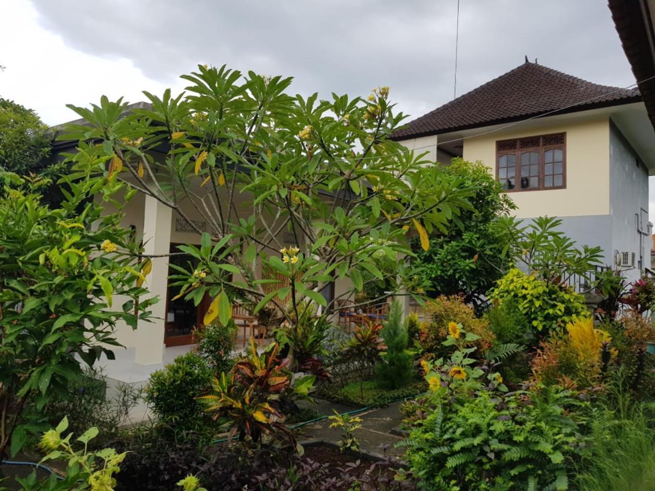 Pondok Gusti Homestay Redpartner Ubud